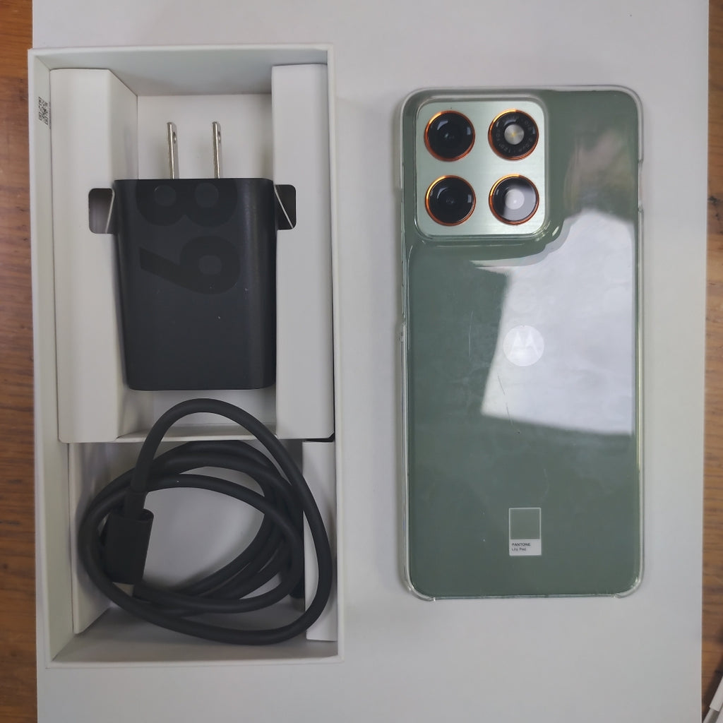 CELULAR MOTOROLA EDGE 70 XT2601-3 (2025) 512 GB 12 GB RAM (SEMINUEVO)