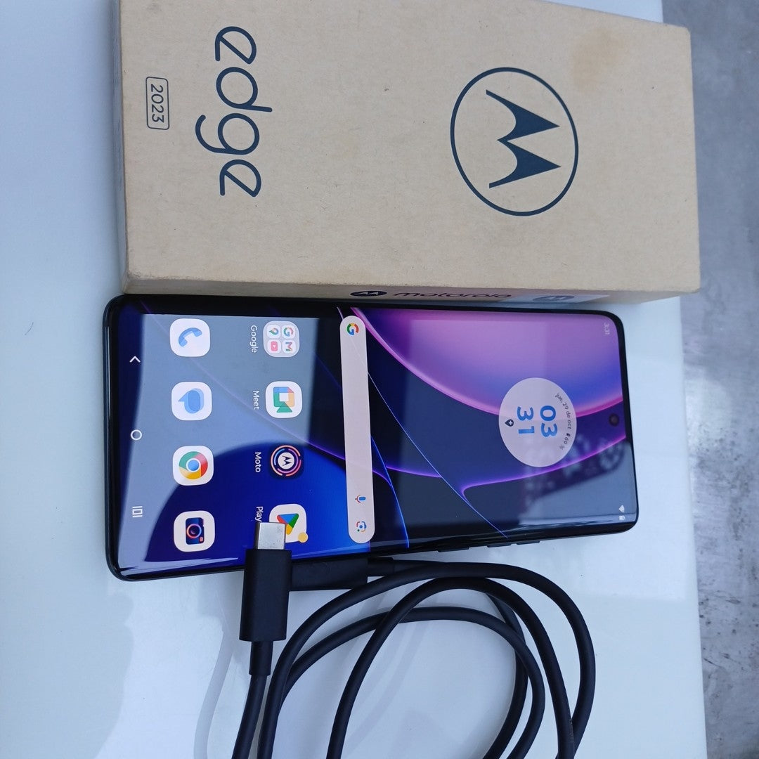 CELULAR MOTOROLA EDGE XT2305-1 (2023) 256 GB 8 GB RAM (SEMINUEVO)