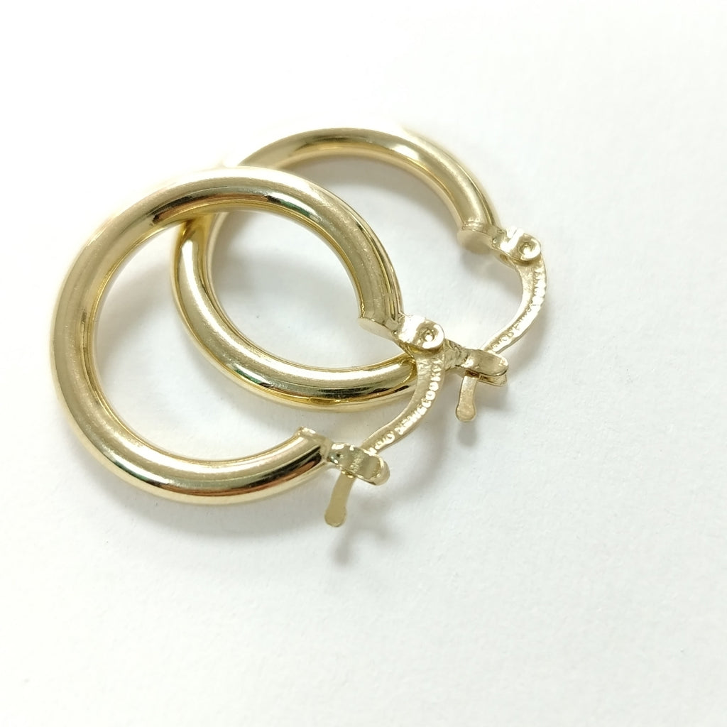 ARETES TEJIDO ARRACADAS LISAS 14K 1.9 GR (NUEVO)