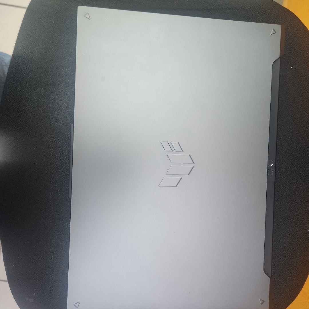 LAPTOP ASUS TUF GAMING F16 FX607VJ-RL024W (2025) 512 GB SSD 16 GB RAM (SEMINUEVO)