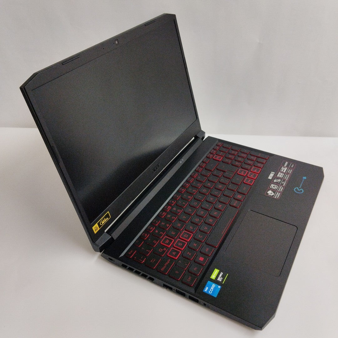 LAPTOP ACER NITRO 5 AN515-57-512P (2022) (SEMINUEVO)