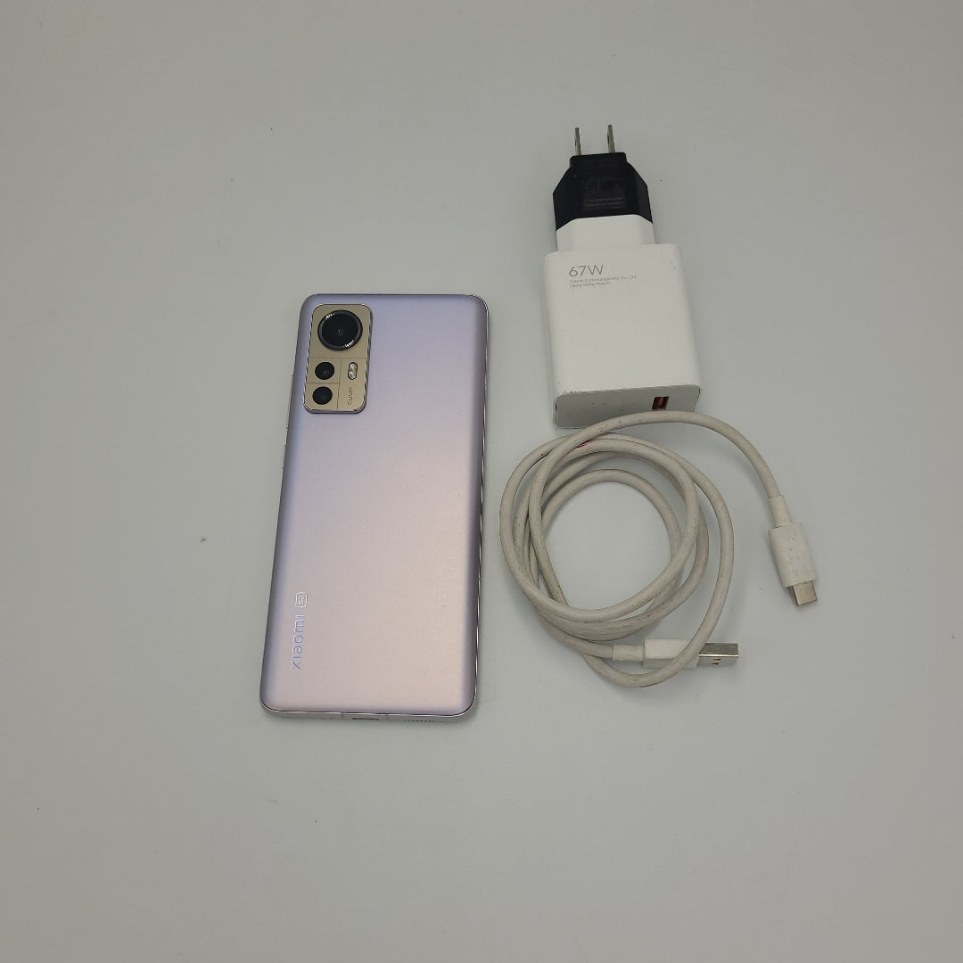 CELULAR XIAOMI 12 2201123G (SEMINUEVO)