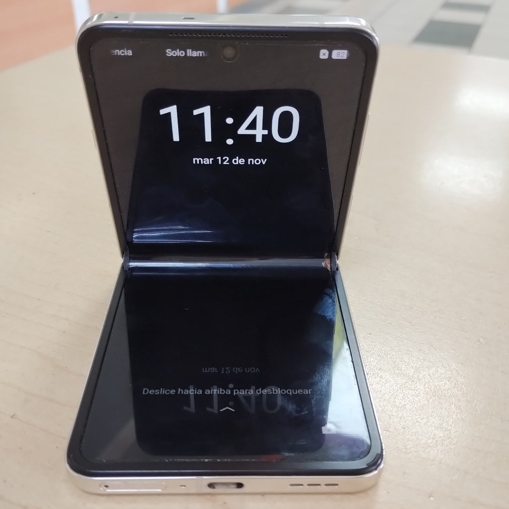 CELULAR OPPO  FIND N3 FLIP CPH2519 (2023) (SEMINUEVO)