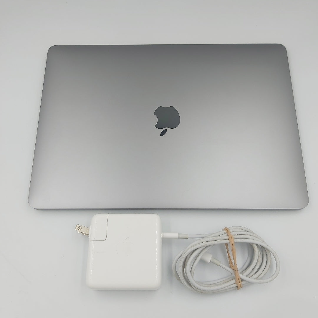 LAPTOP APPLE MACBOOK PRO 13&quot; 2022 3.49 A2338 256 GB SSD 8 GB RAM (SEMINUEVO)