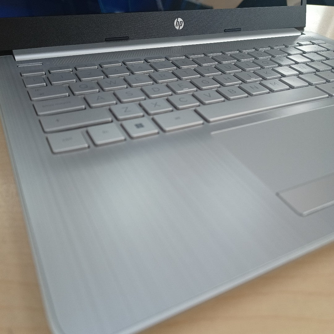 LAPTOP HP 14-DK1508LA (2022) 256 GB SSD 8 GB RAM (SEMINUEVO)