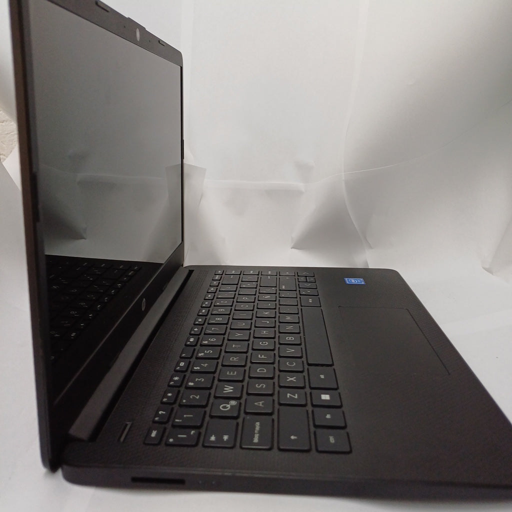 LAPTOP HP 14-DQ0509LA (2023) 128 GB SSD 4 GB RAM (SEMINUEVO)