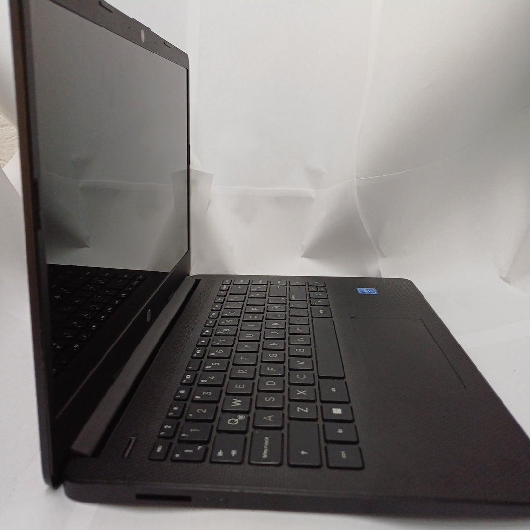 LAPTOP HP 14-DQ0509LA (2023) 128 GB SSD 4 GB RAM (SEMINUEVO)
