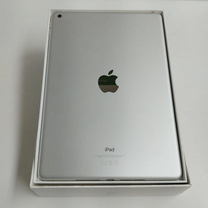 TABLETA APPLE IPAD 9 A2602 256 GB 3 GB RAM (SEMINUEVO)