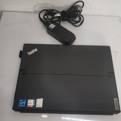 LAPTOP LENOVO THINKPAD X12 DETACHABLE  (2 EN 1) (2022) 256 GB 16 GB RAM (SEMINUEVO)