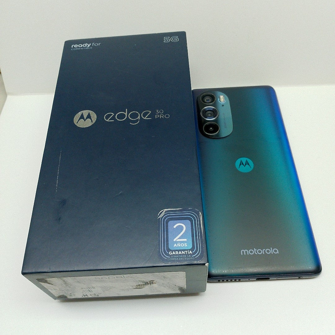 CELULAR MOTOROLA EDGE 30 PRO XT2201-1 256 GB 12 GB RAM (SEMINUEVO)