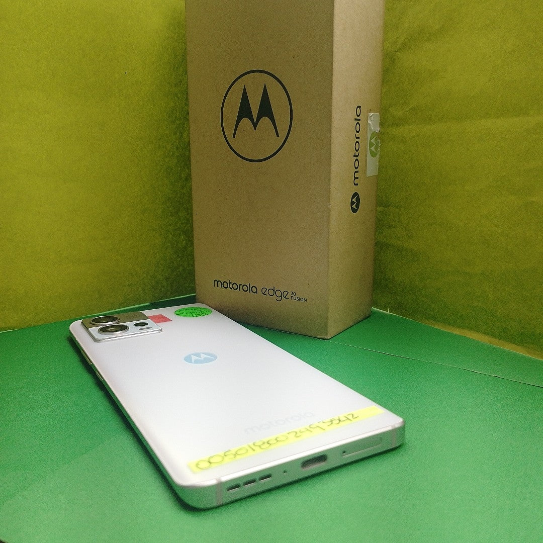 CELULAR MOTOROLA EDGE 30 FUSION XT2243-1 256 GB 12 GB RAM (SEMINUEVO)