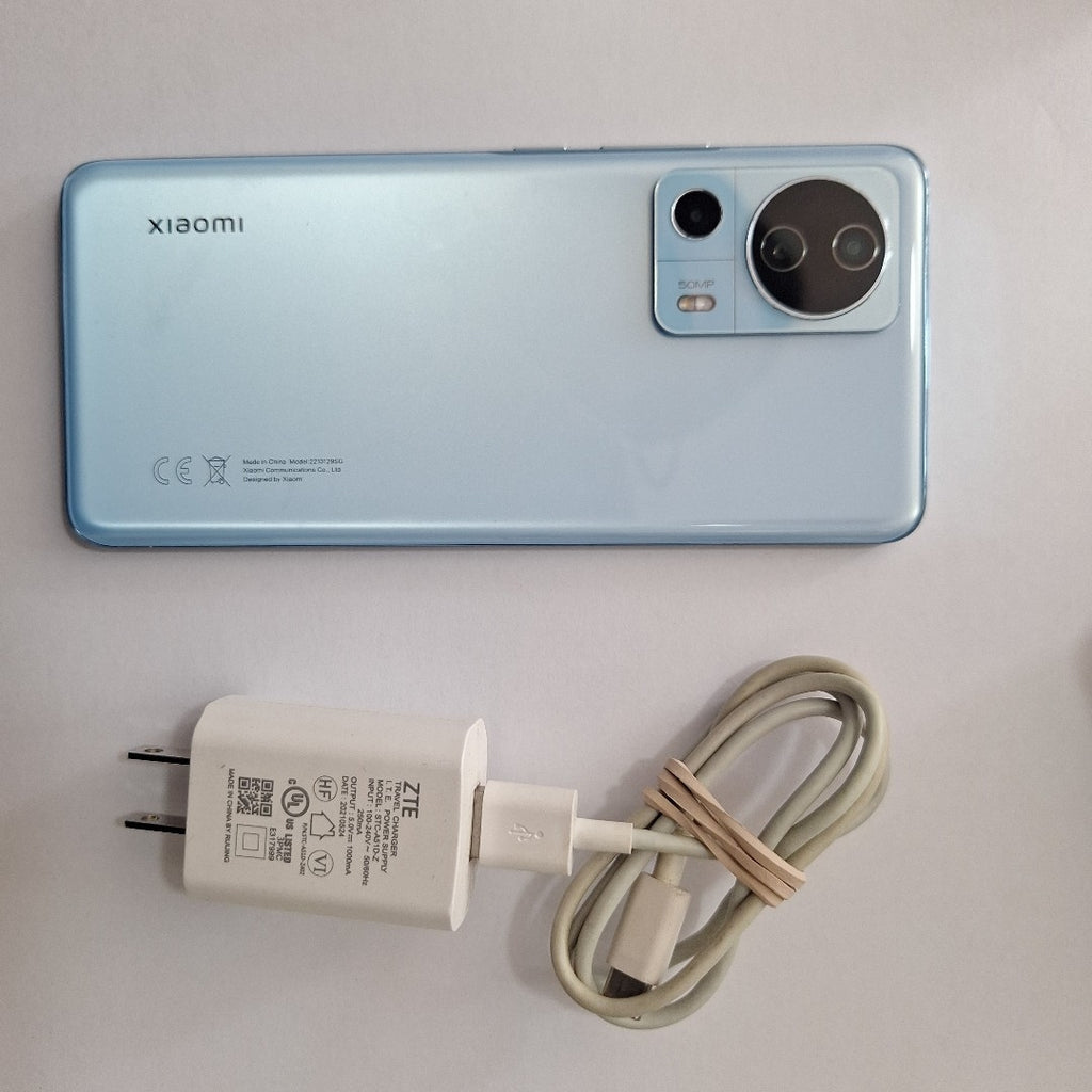 CELULAR XIAOMI 13 LITE 2210129SG (2023) 128 GB 8 GB RAM (SEMINUEVO)