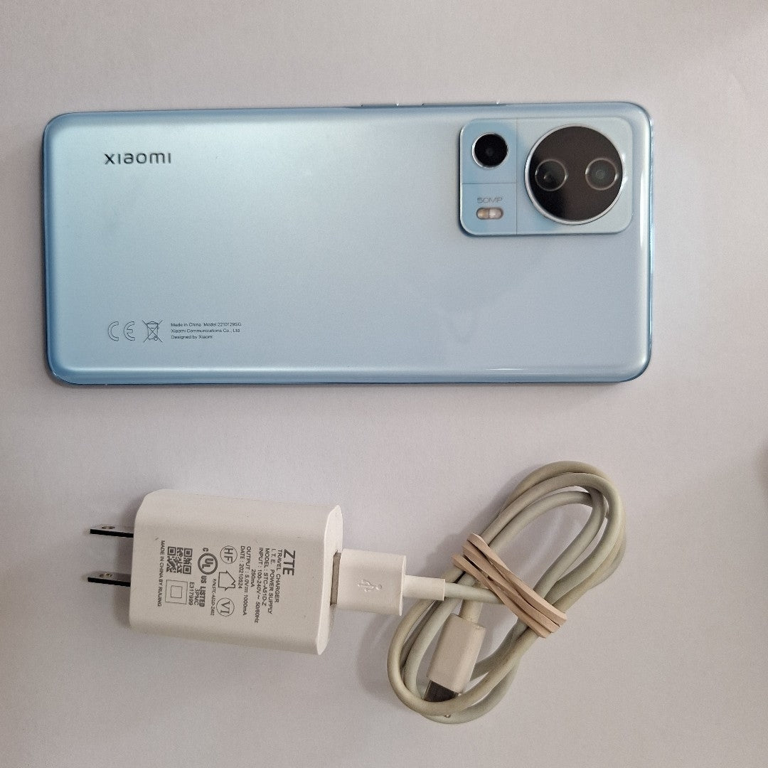 CELULAR XIAOMI 13 LITE 2210129SG (2023) 128 GB 8 GB RAM (SEMINUEVO)