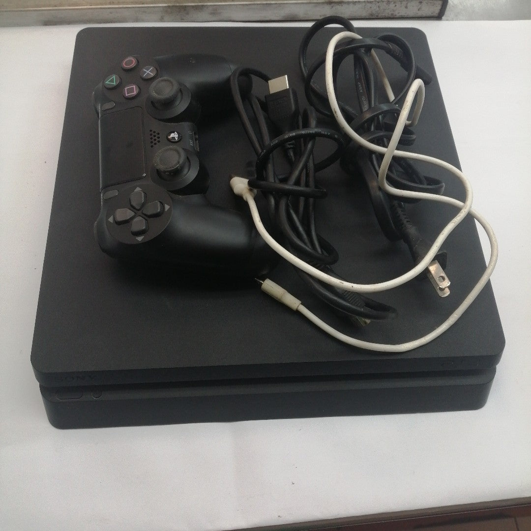 CONSOLA DE VIDEOJUEGO SONY PS4 SLIM 1 TB (SEMINUEVO)