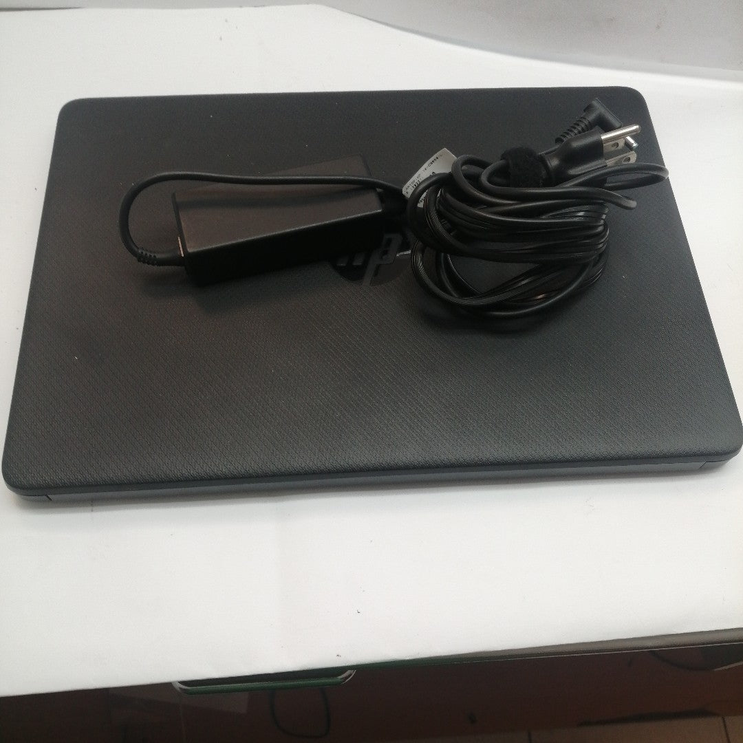 LAPTOP HP 14-DQ0501LA (2022) 256 GB SSD 4 GB RAM