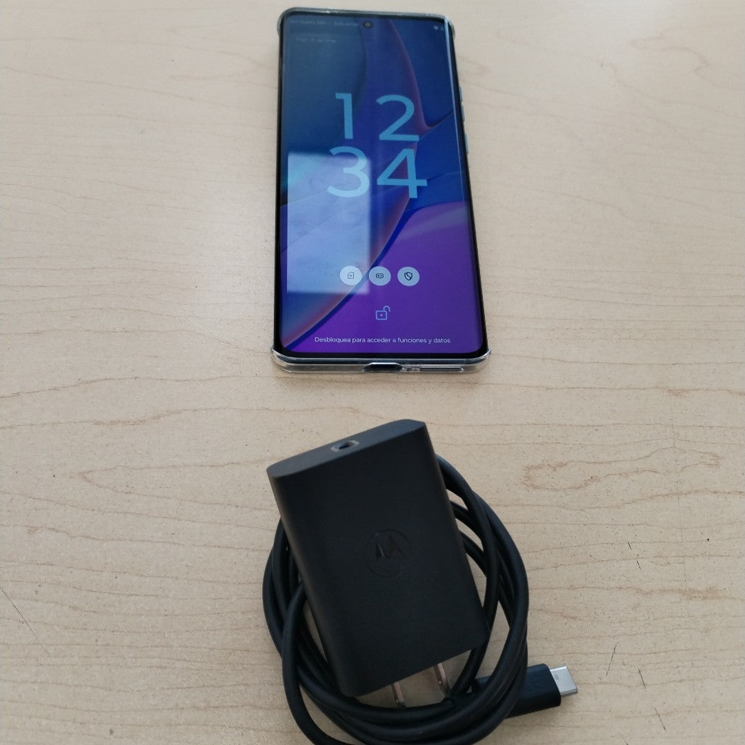 CELULAR MOTOROLA EDGE 40 XT2303-2 (2023) 256 GB 8 GB RAM (SEMINUEVO)