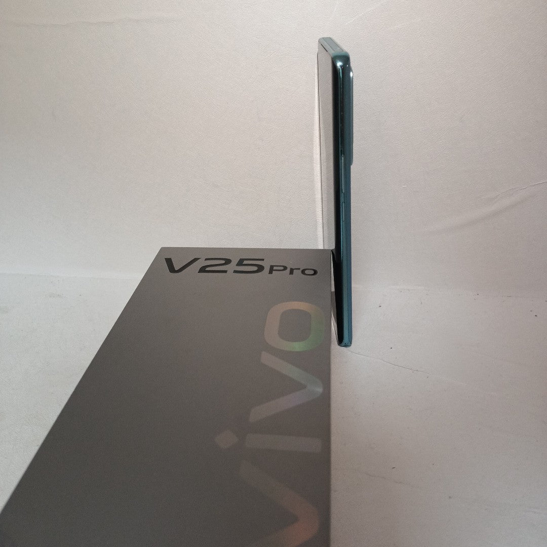 CELULAR VIVO V25 PRO V2158 256 GB 12 GB RAM (SEMINUEVO)