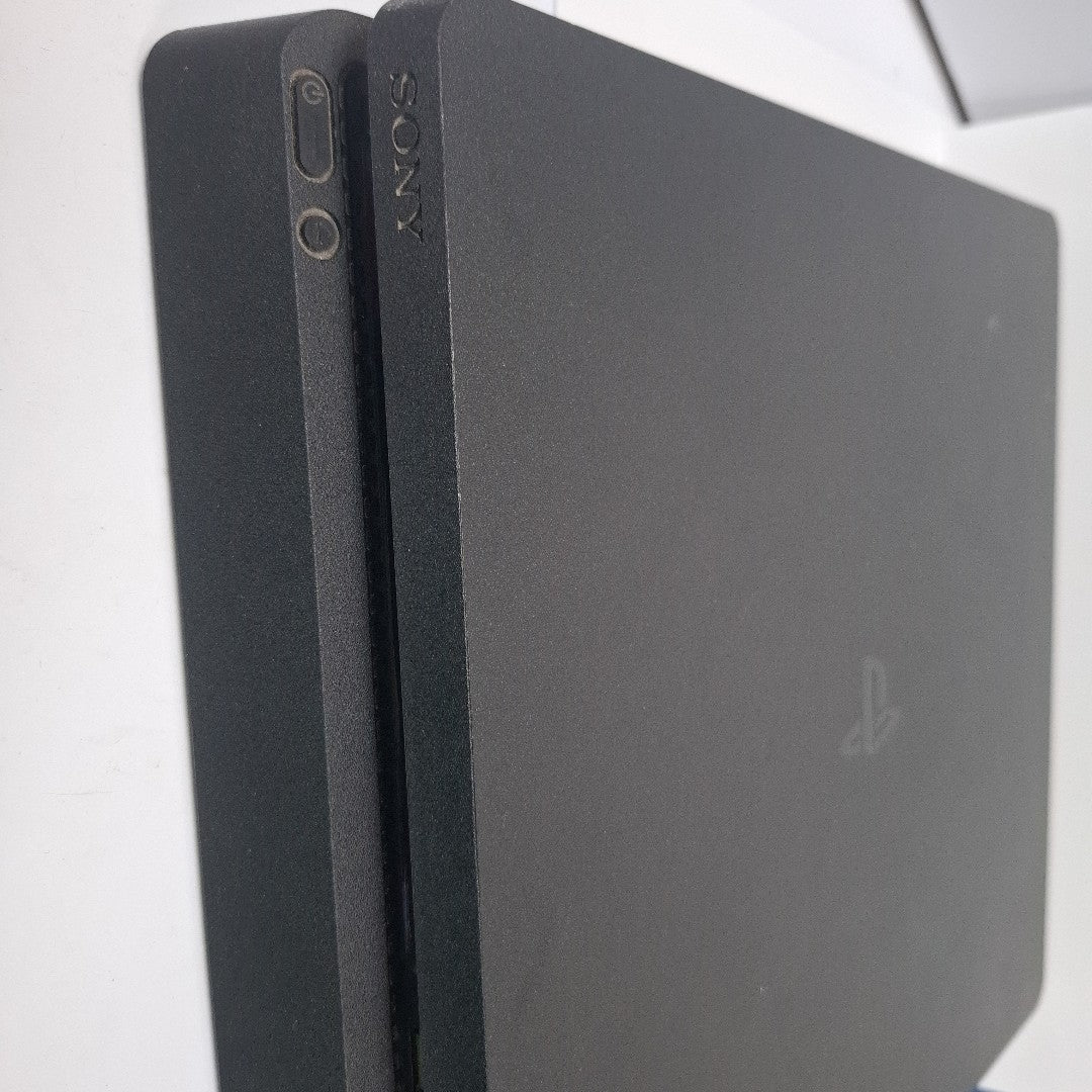 CONSOLA DE VIDEOJUEGO SONY PS4 SLIM 1 TB (SEMINUEVO)
