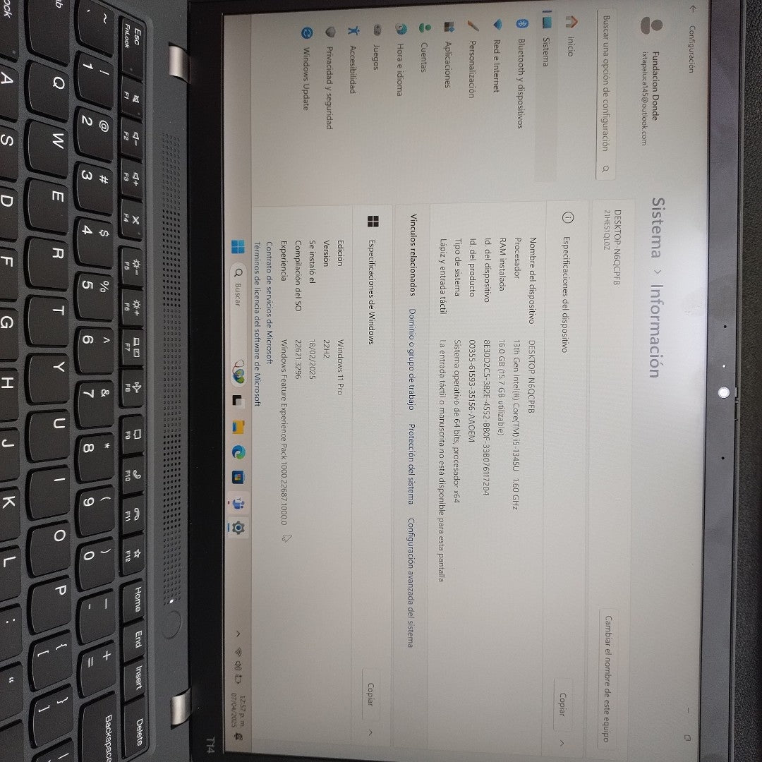 LAPTOP LENOVO THINKPAD T14 GEN 4 (2024) 512 GB SSD 16 GB RAM (SEMINUEVO)