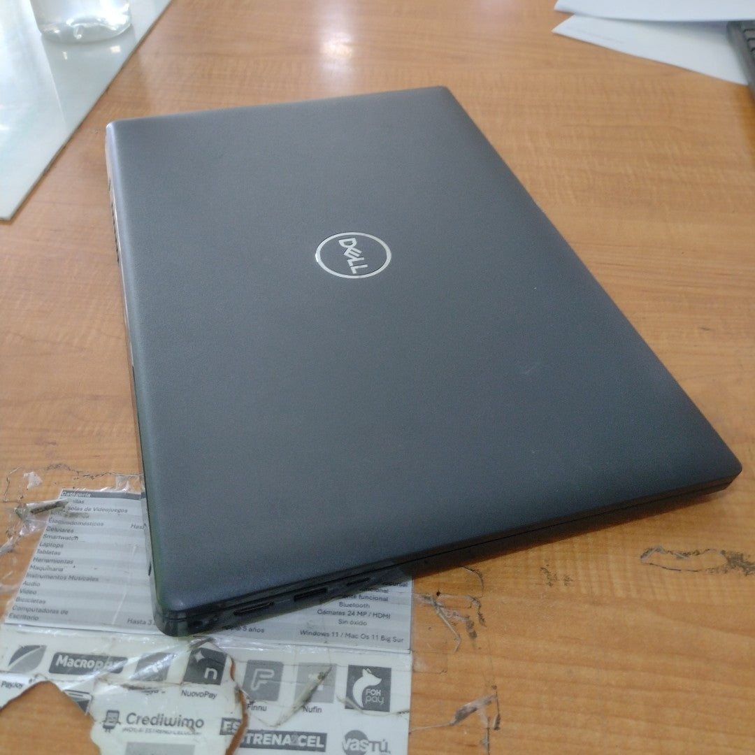 LAPTOP DELL LATITUDE 3520 (2022) 256 GB SSD 8 GB RAM (SEMINUEVO)