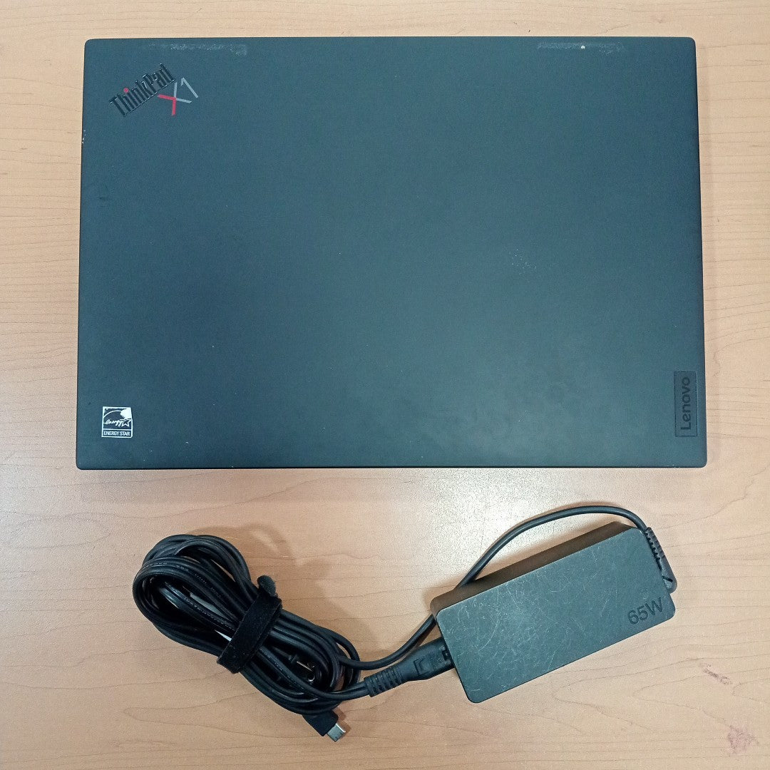 LAPTOP LENOVO THINKPAD X1 CARBON 9TH GEN (2022) 1 TB SSD 16 GB RAM (SEMINUEVO)