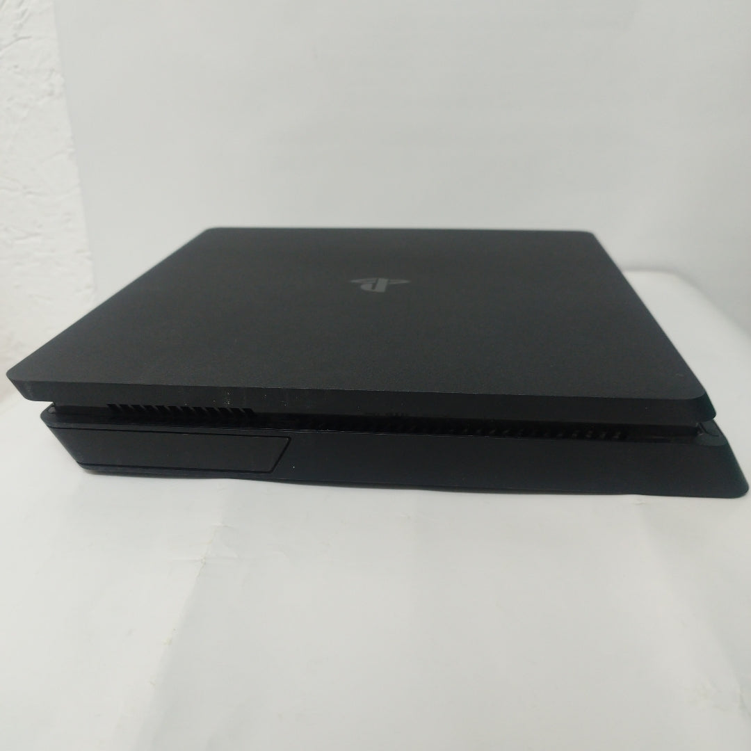 CONSOLA DE VIDEOJUEGO SONY PS4 SLIM 1 TB (SEMINUEVO)