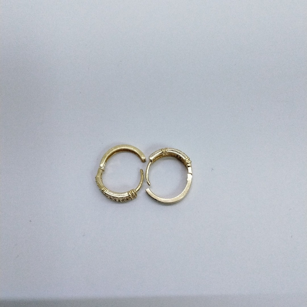 HUGGIES ORO 14K 2.6 (NUEVO)