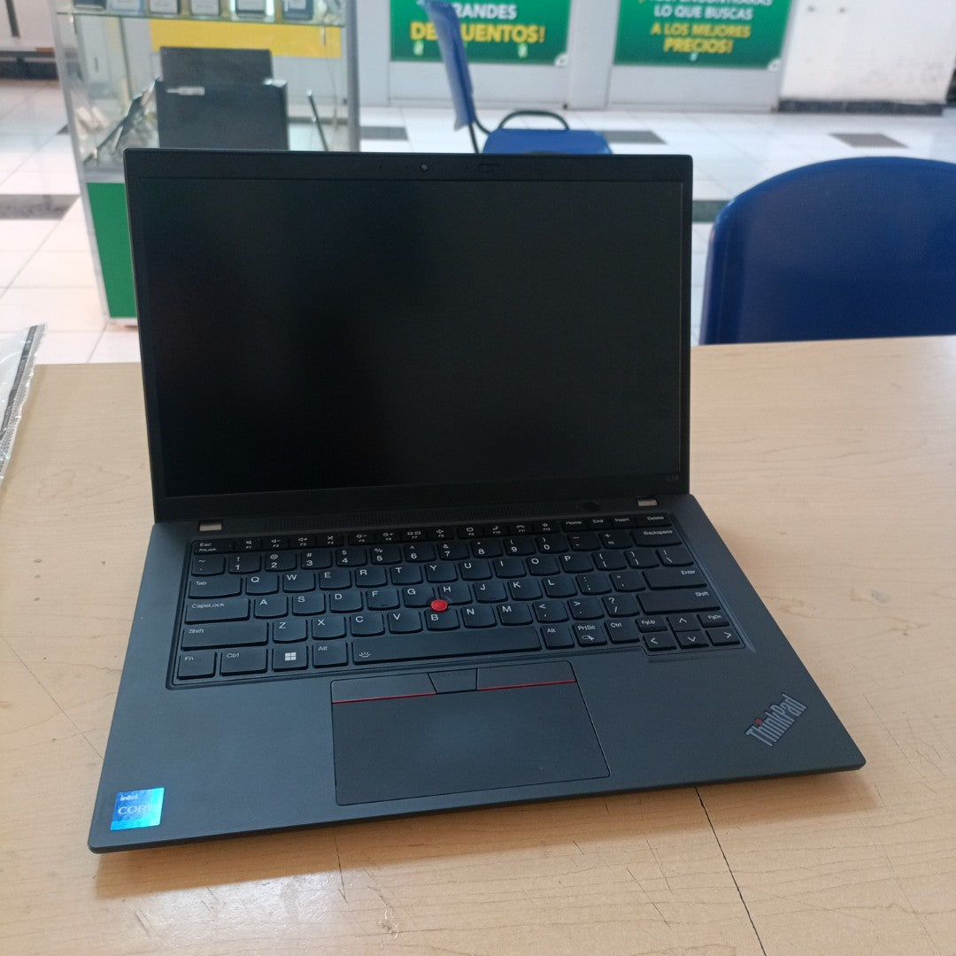 LAPTOP LENOVO THINKPAD X13S GEN 1 (2023) 512 GB SSD 16 GB RAM (SEMINUEVO)