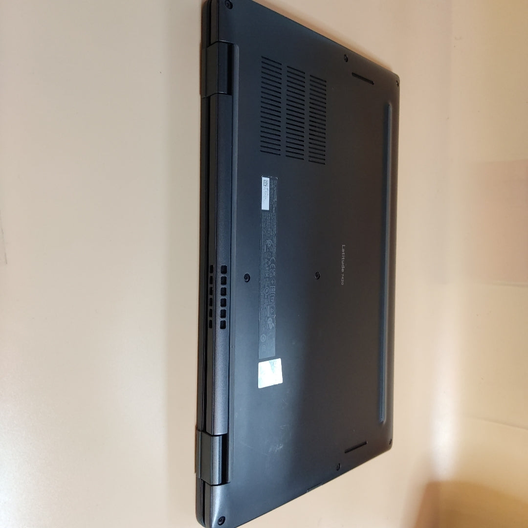 LAPTOP DELL LATITUDE 7420 (2023) 256 GB SSD 16 GB RAM (SEMINUEVO)