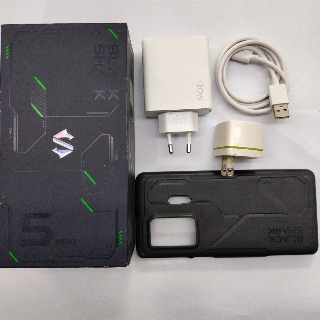 CELULAR XIAOMI BLACK SHARK 5 PRO KTUS-H0 256 GB 12 GB RAM (SEMINUEVO)