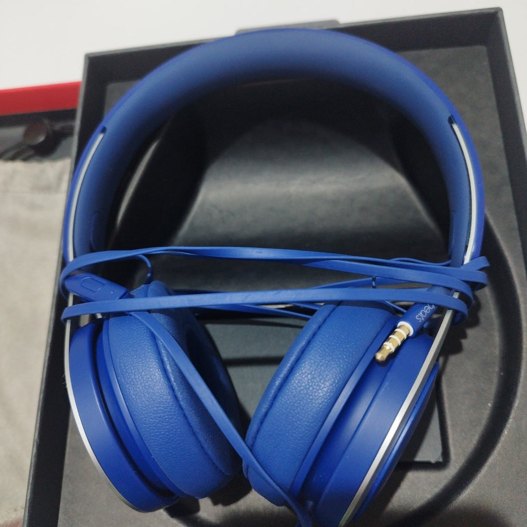 AUDIFONOS BEATS EP A1746 ALAMBRICO ON EAR (SEMINUEVO)