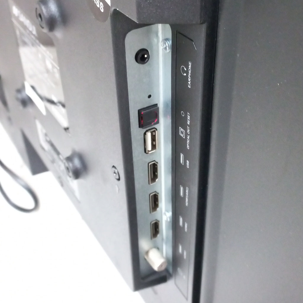 PANTALLA SANSUI SMX32D7HR (2022) 32" LED HD (SEMINUEVO)