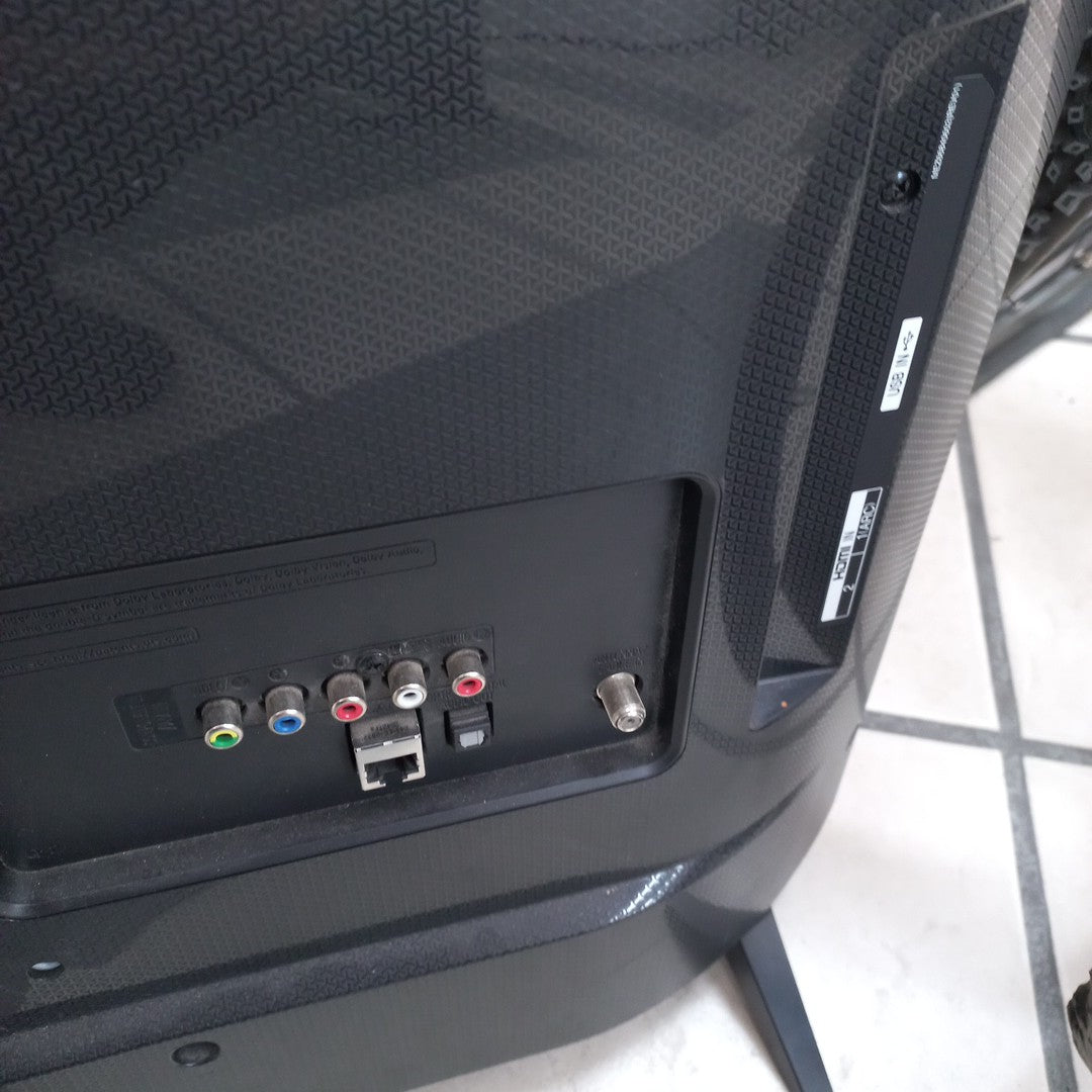 PANTALLA LG 32LM570BPUA (2021) 32" LED HD (SEMINUEVO)