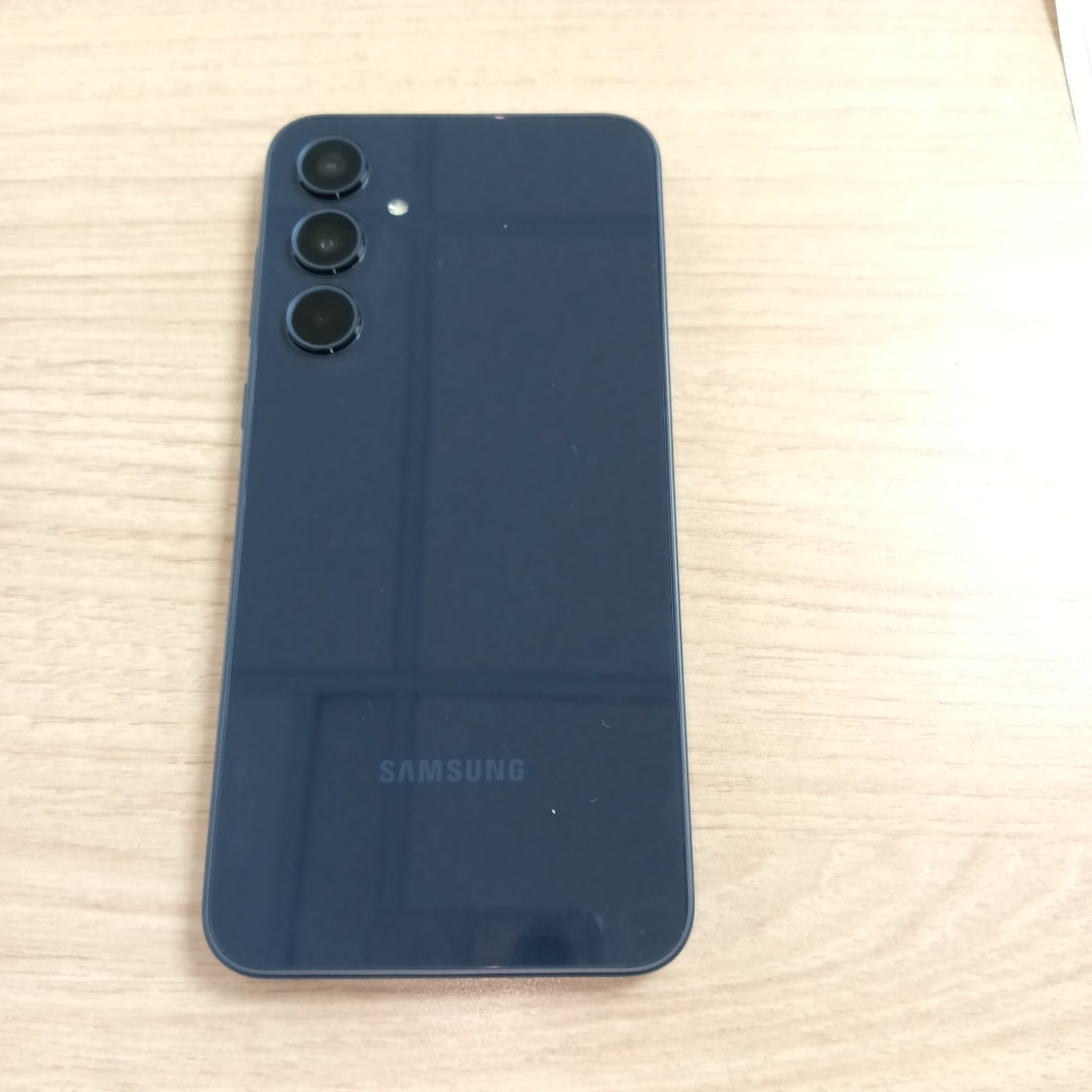 CELULAR SAMSUNG GALAXY A35 5G SM-A356E (2024) 128 GB 6 GB RAM (SEMINUEVO)