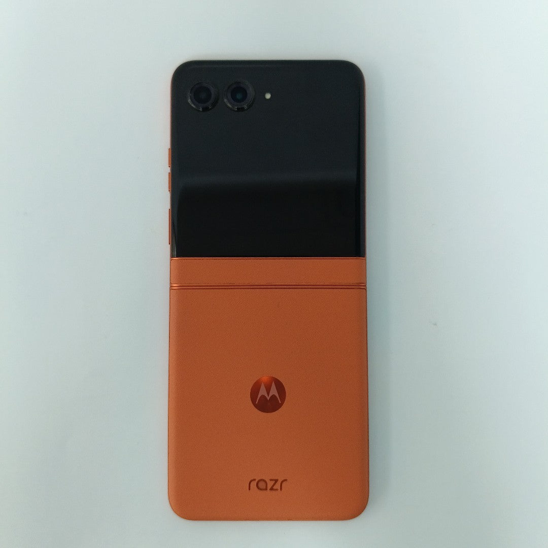 CELULAR MOTOROLA RAZR 50 5G XT2453-1 512 GB 12 GB RAM (SEMINUEVO)