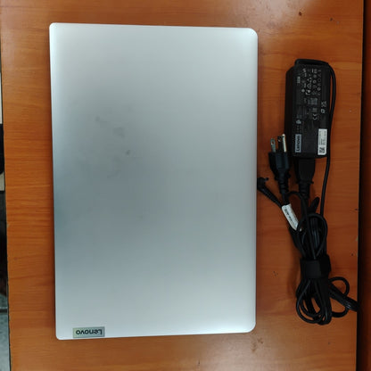 LAPTOP LENOVO IDEAPAD 1 15AMN7 (2023) 256 GB SSD 8 GB RAM (SEMINUEVO)