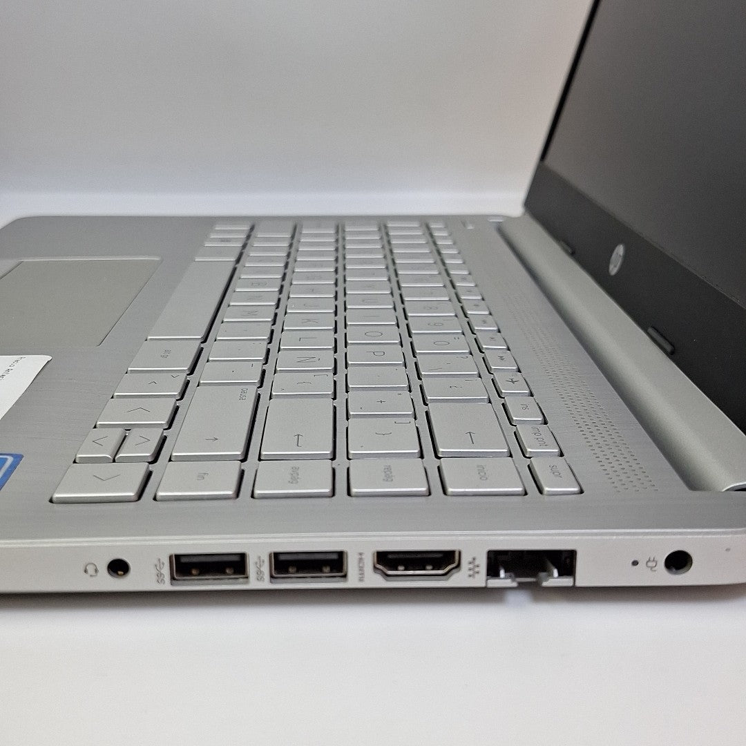 LAPTOP HP 14-CF2510LA (2021) 128 GB SSD 4 GB RAM (SEMINUEVO)