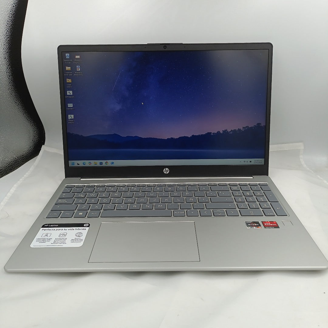 LAPTOP HP 15-FC0070LA(2024) 512 GB SSD 16 GB RAM (SEMINUEVO)