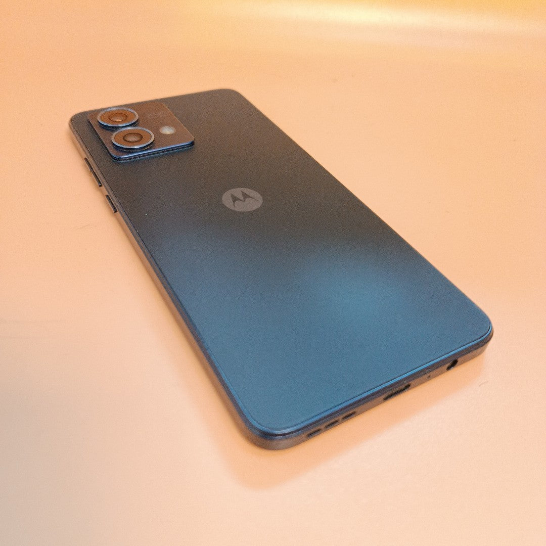 CELULAR MOTOROLA MOTO G84 XT2347-2 (2023) 256 GB 8 GB RAM (SEMINUEVO)