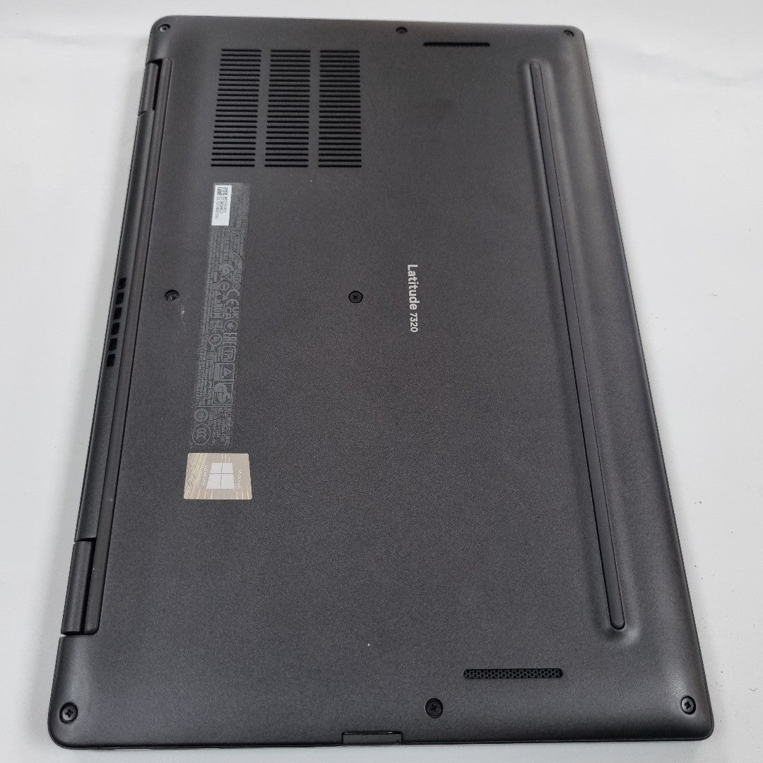 LAPTOP DELL LATITUDE 7320 DETACHABLE (2022) 256 GB SSD 16 GB RAM (SEMINUEVO)