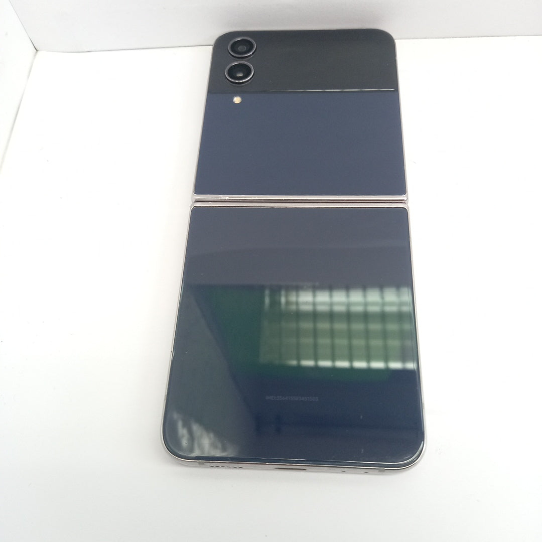CELULAR SAMSUNG GALAXY Z FLIP4 SM-F721U1 256 GB 8 GB RAM (SEMINUEVO)