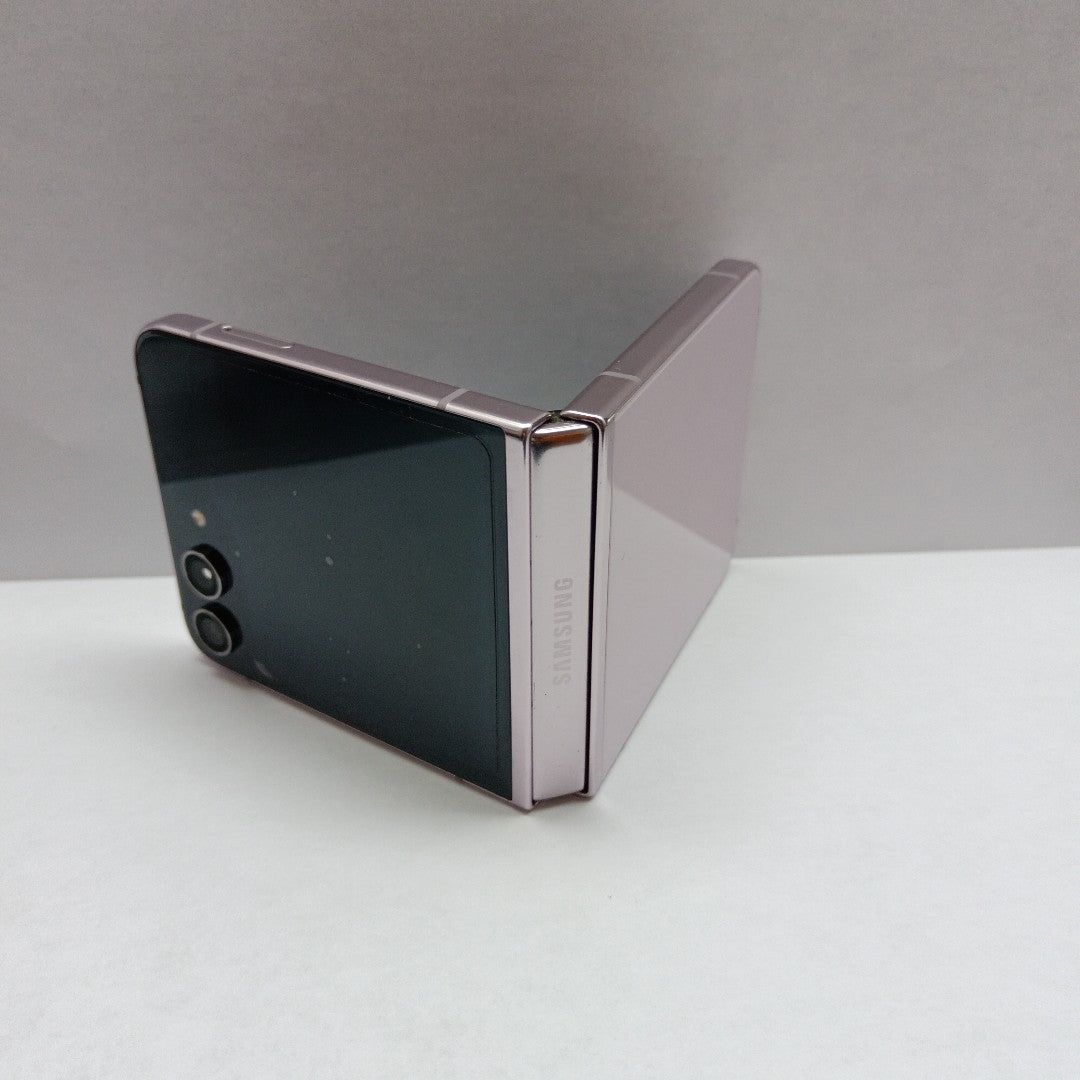 CELULAR SAMSUNG GALAXY Z FLIP 5 SM-F7310 256 GB 8 GB RAM (SEMINUEVO)