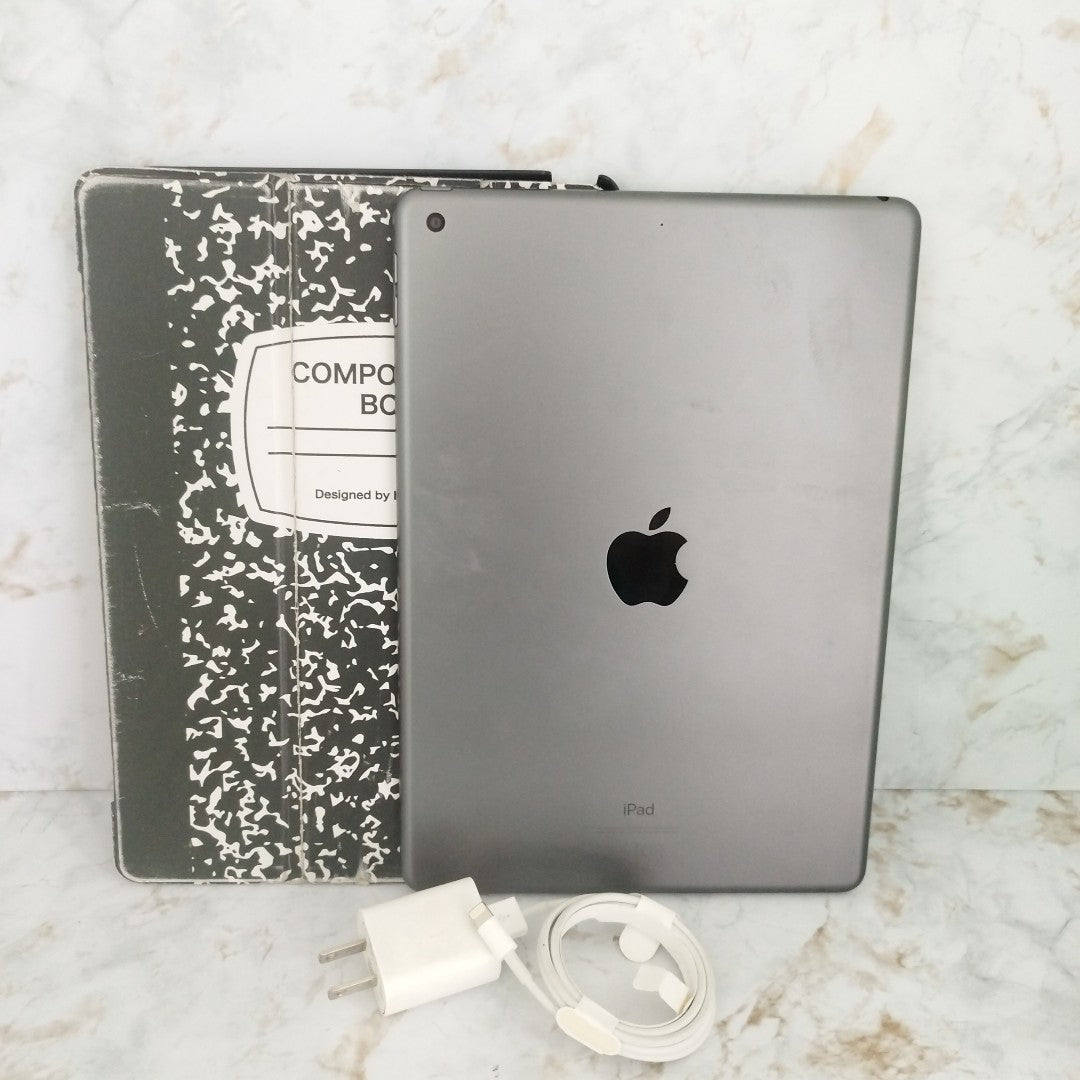 TABLETA APPLE IPAD 8 A2270 128 GB 3 GB RAM (SEMINUEVO)