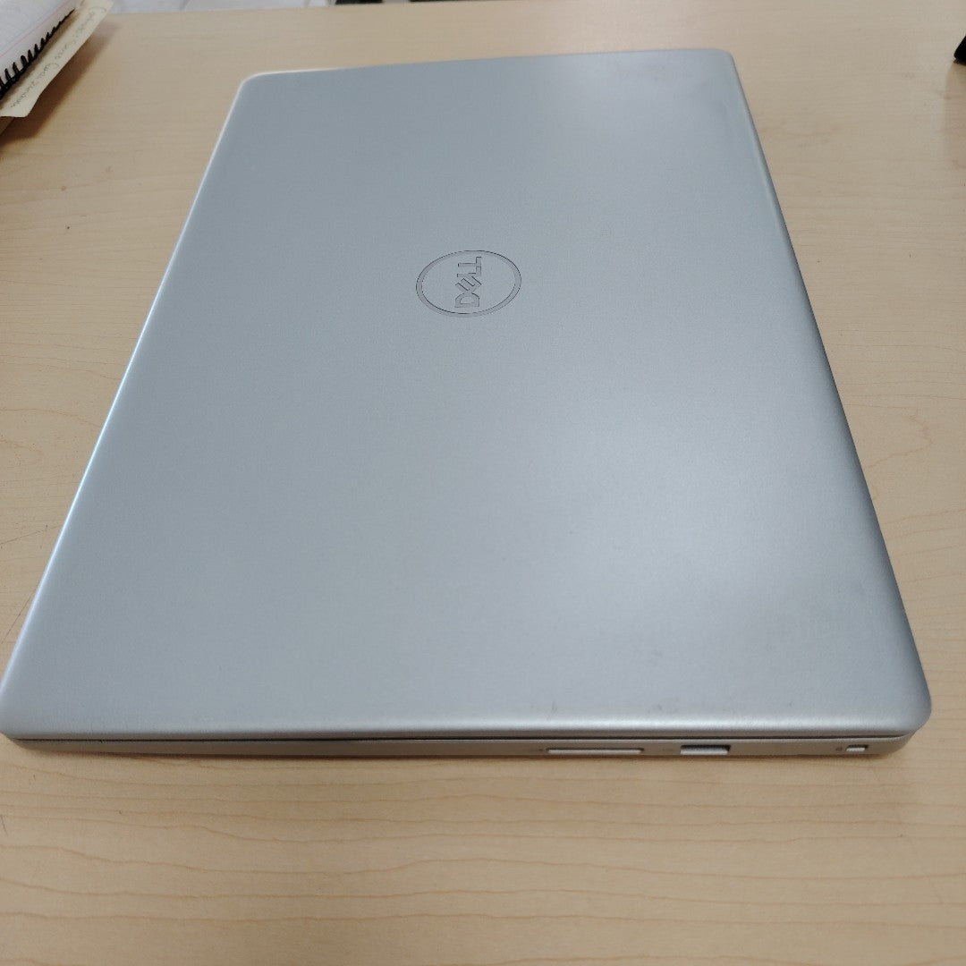 LAPTOP DELL INSPIRON 3502 (2021) 128 GB SSD 8 GB RAM (SEMINUEVO)