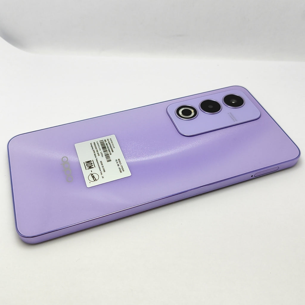 CELULAR OPPO  A80 5G CPH2639 (2024) 256 GB 8 GB RAM (SEMINUEVO)