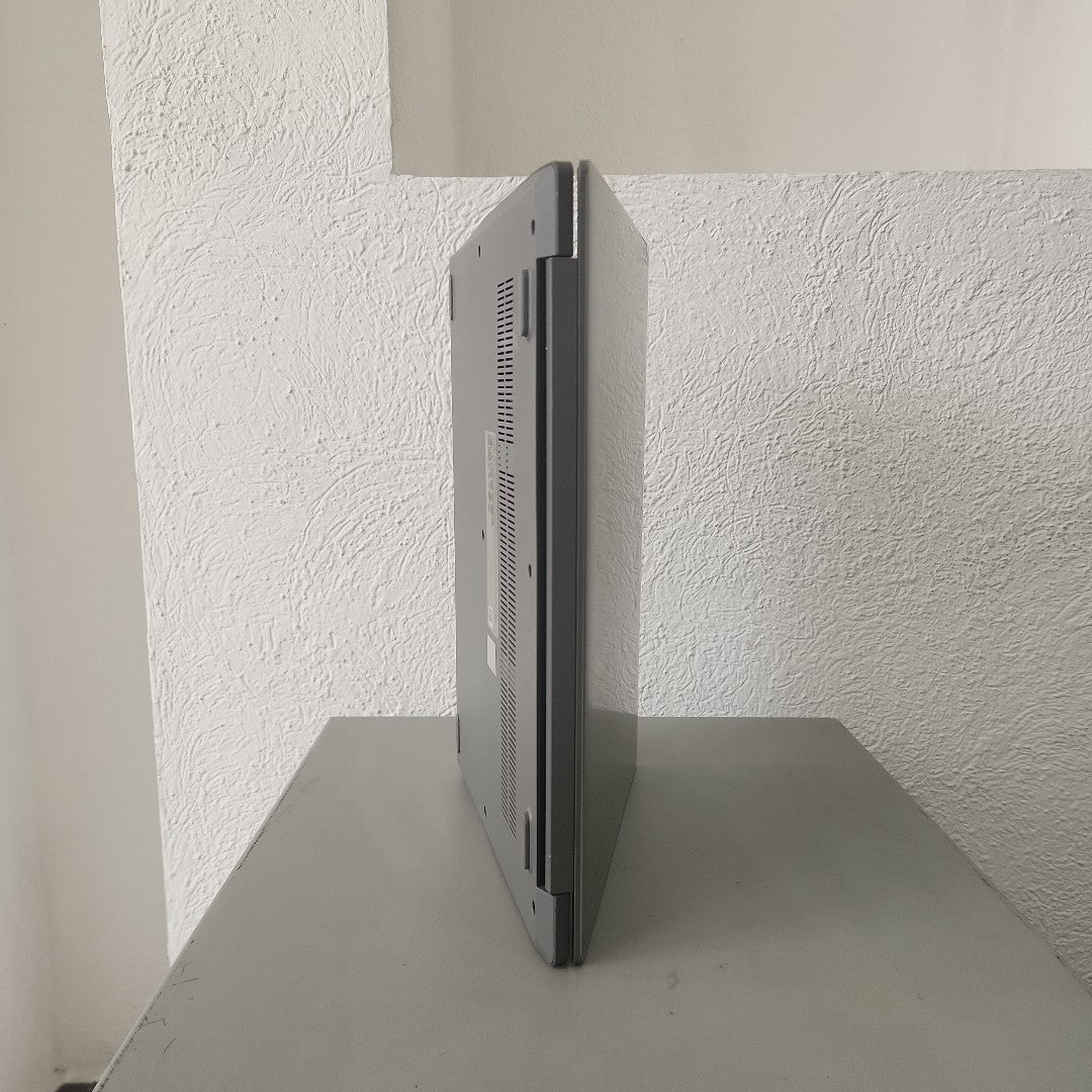 LAPTOP LENOVO IDEAPAD 3 14ITL05 (2022) 512 GB SSD 8 GB RAM (SEMINUEVO)