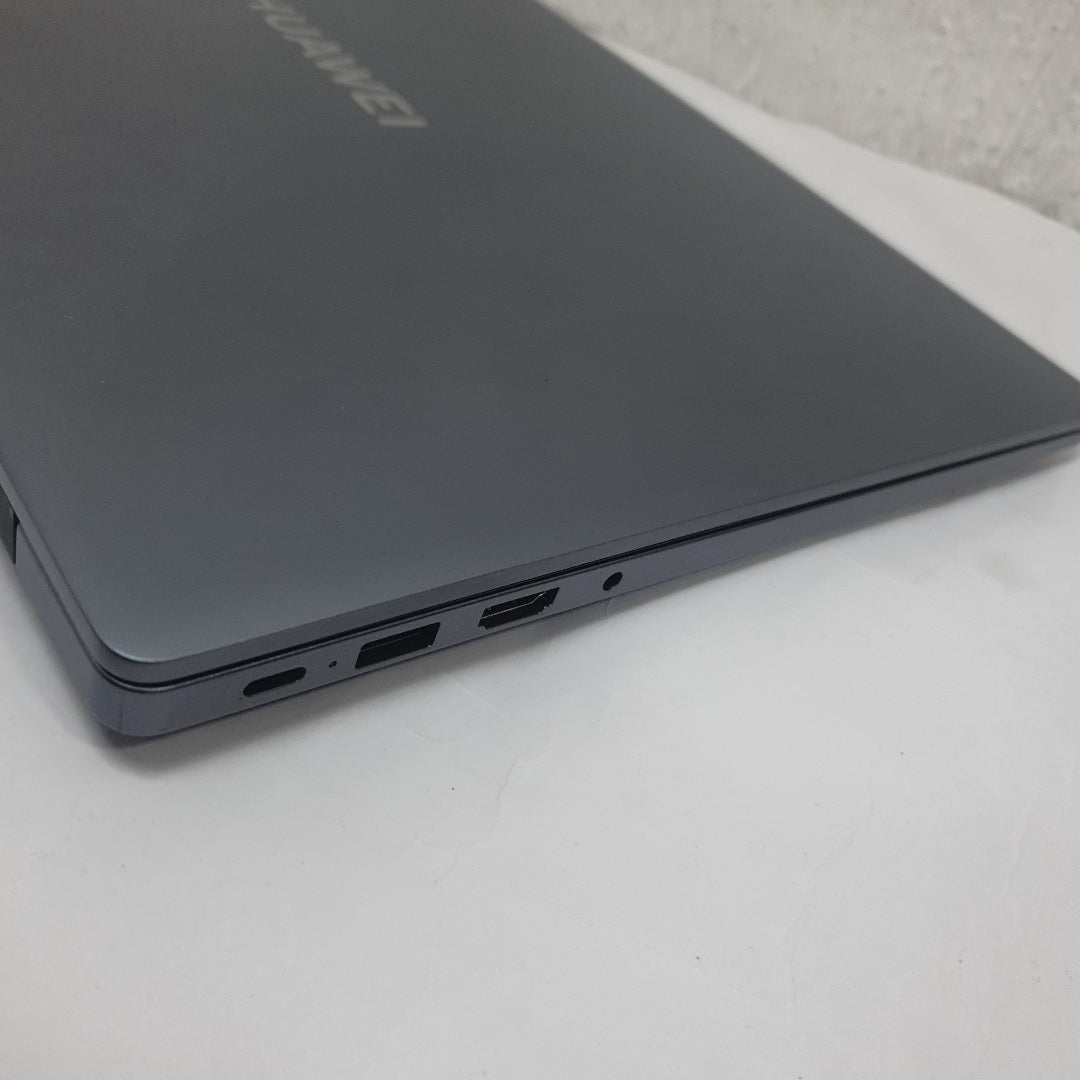 LAPTOP HUAWEI MATEBOOK D16 MCLG-X (2024) 1 TB SSD 16 GB RAM