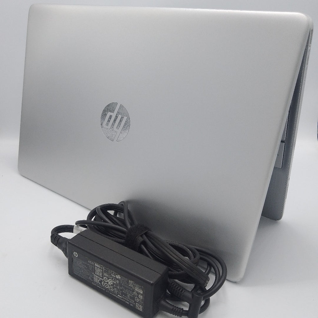 LAPTOP HP 15-DY2795WM (2024) 256 GB SSD 8 GB RAM (SEMINUEVO)
