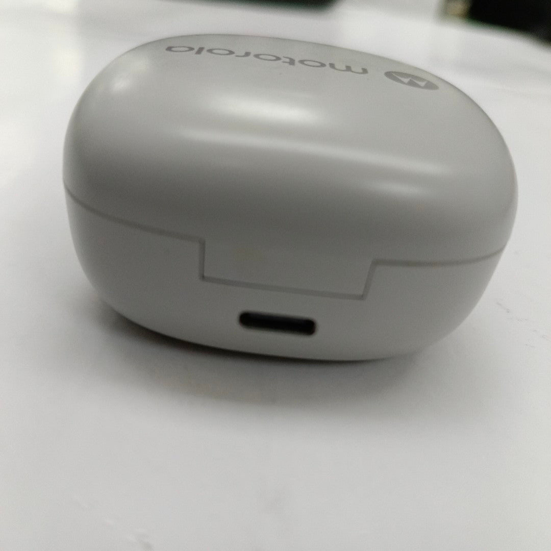 AUDIFONOS MOTOROLA MOTO BUDS 135 INALAMBRICO IN EAR (SEMINUEVO)
