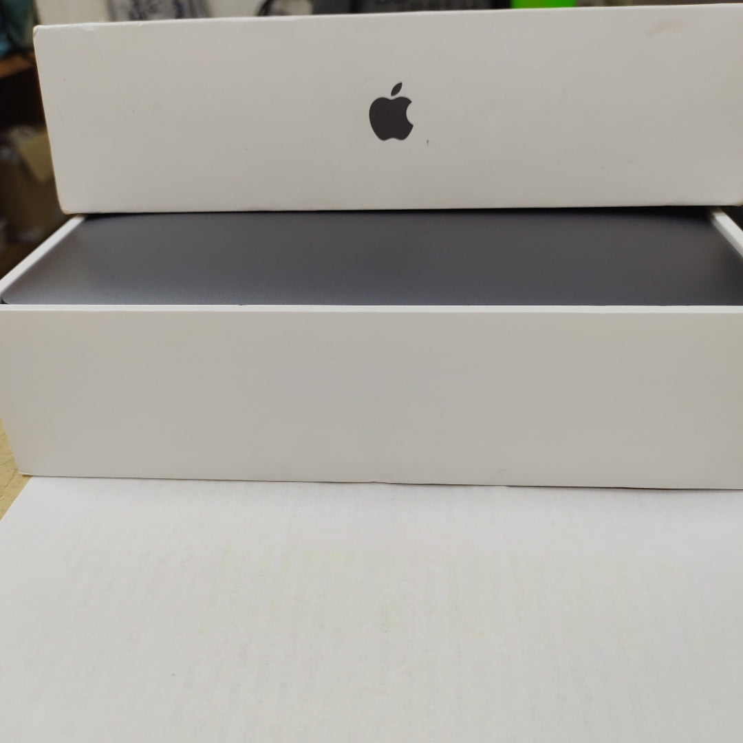 LAPTOP APPLE MACBOOK AIR 13" 2020 3.2 A2337 256 GB SSD 8 GB RAM (SEMINUEVO)